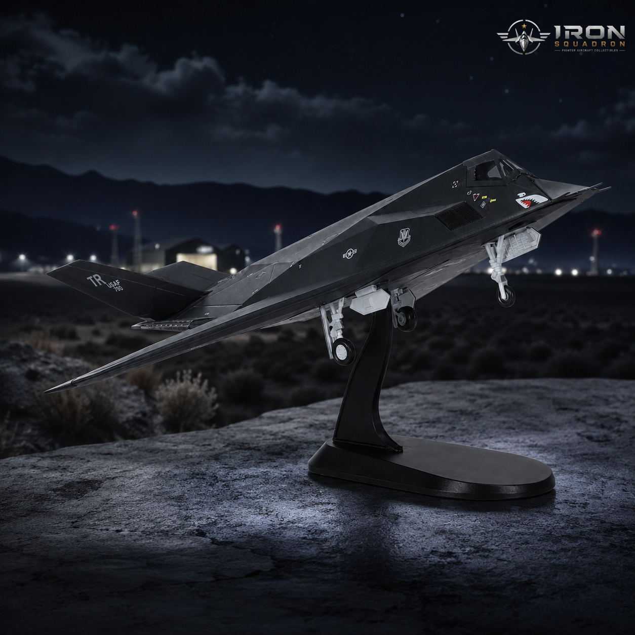Iron Squadron F-117 Nighthawk Edwards 85-831 die-cast model