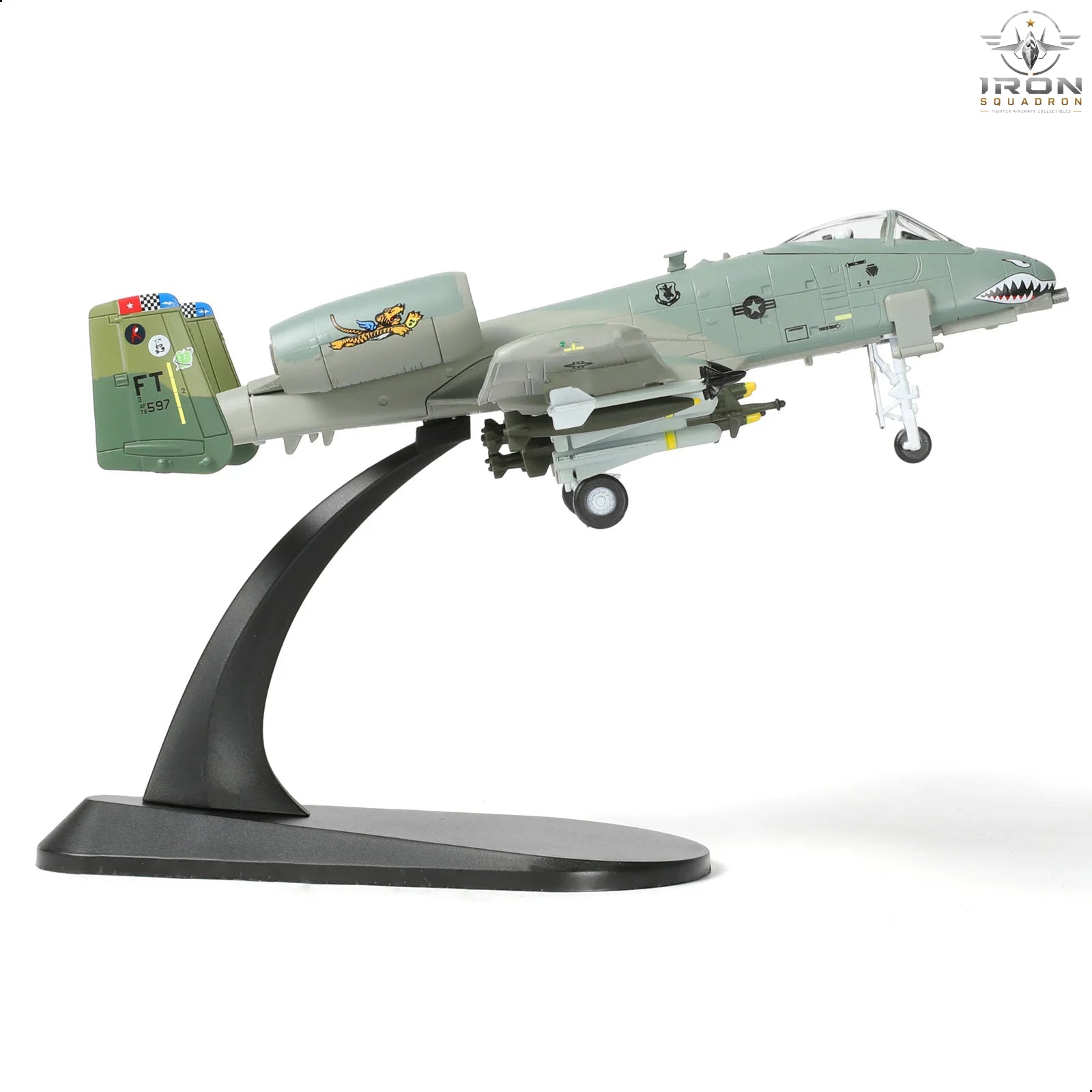 A-10 Warthog — "Tiger Shark" 1:100 Diecast Model - image 1
