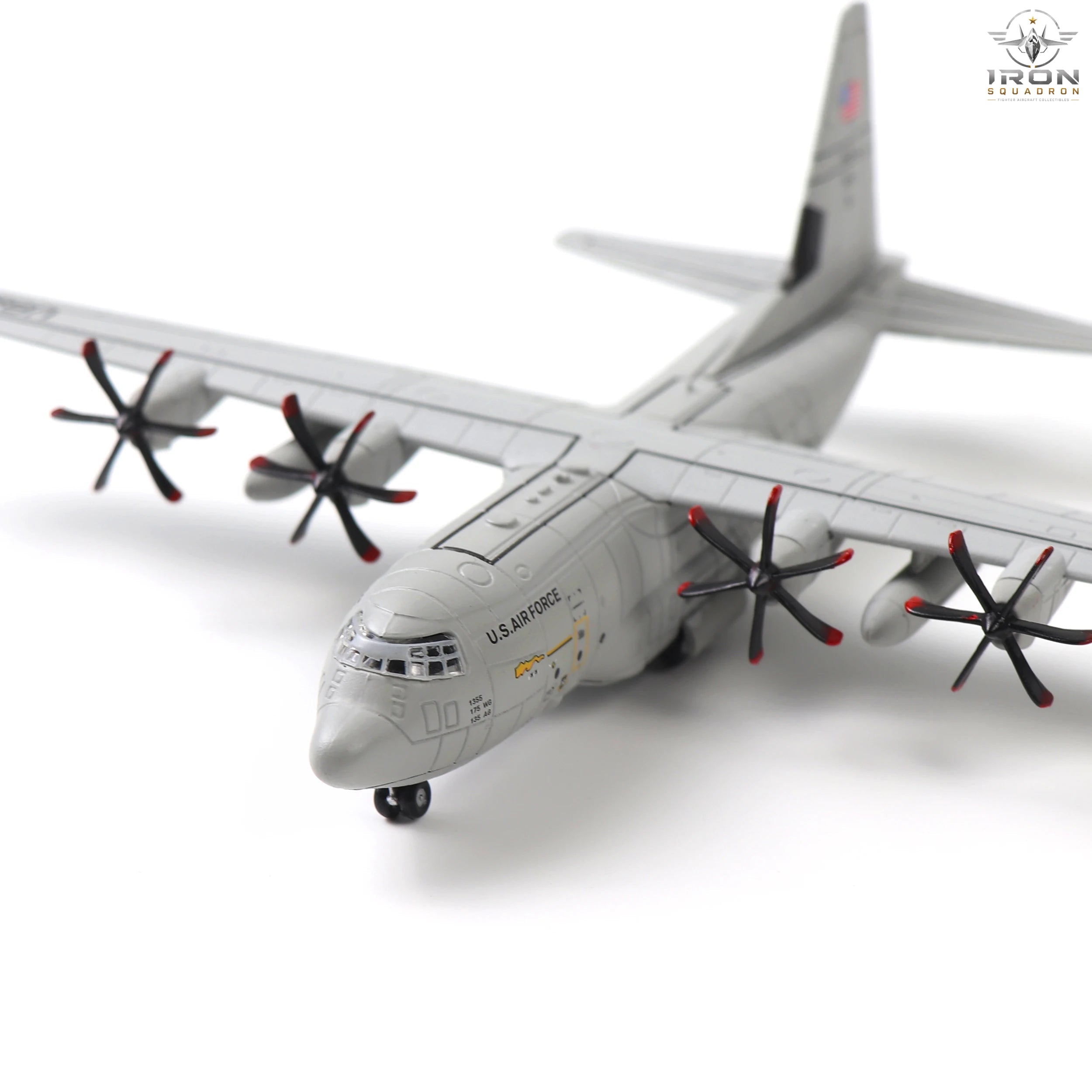 C-130 Hercules — 1:200 Diecast Model - image 7