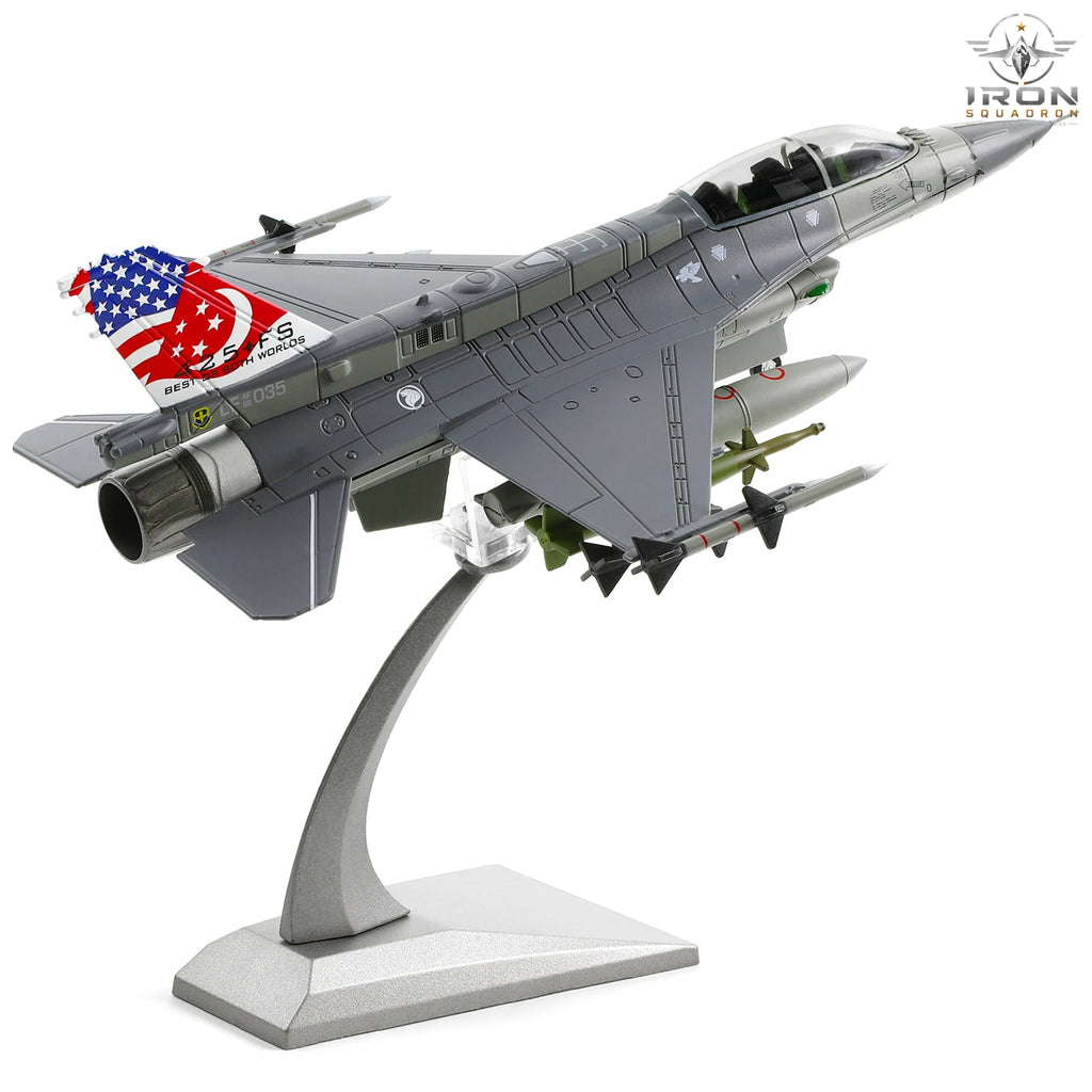 F-16D Fighting Falcon — Republic of Singapore Air Force 1:72 Diecast Model - image 1