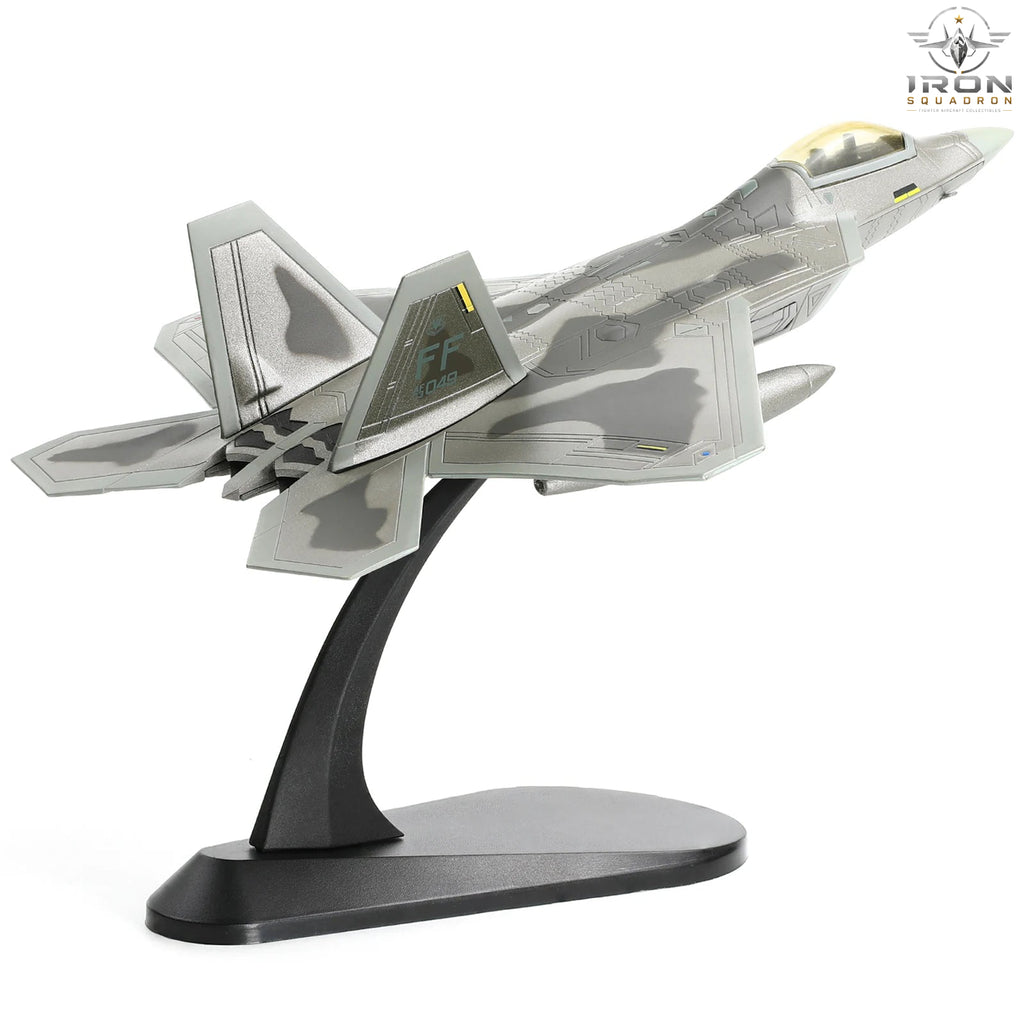 F-22 Raptor — U.S. Air Force 1:100 Diecast Model - image 1