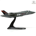 F-35A Lightning II — AF-01 First Jet 1:72 Diecast Model - image 1