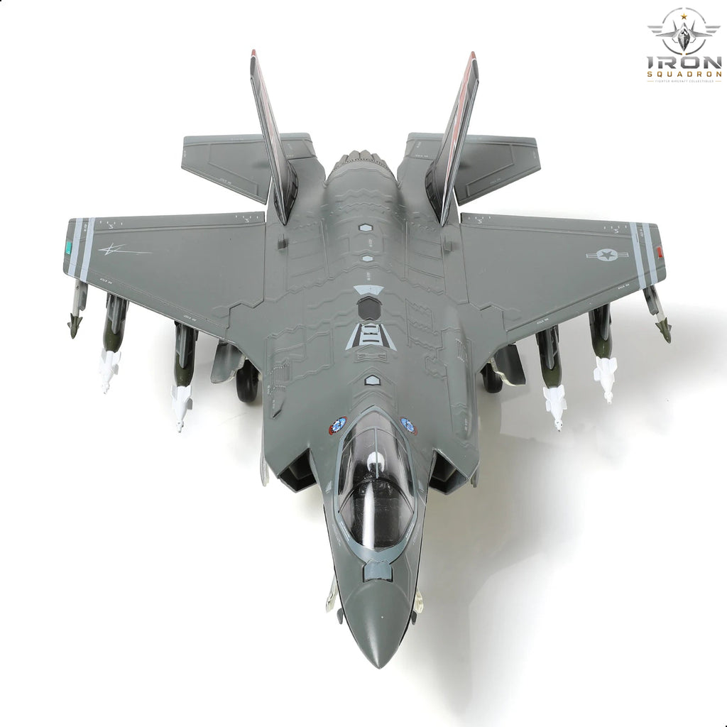F-35A Lightning II — "Beast Mode" USAF 1:72 Diecast Model - image 5