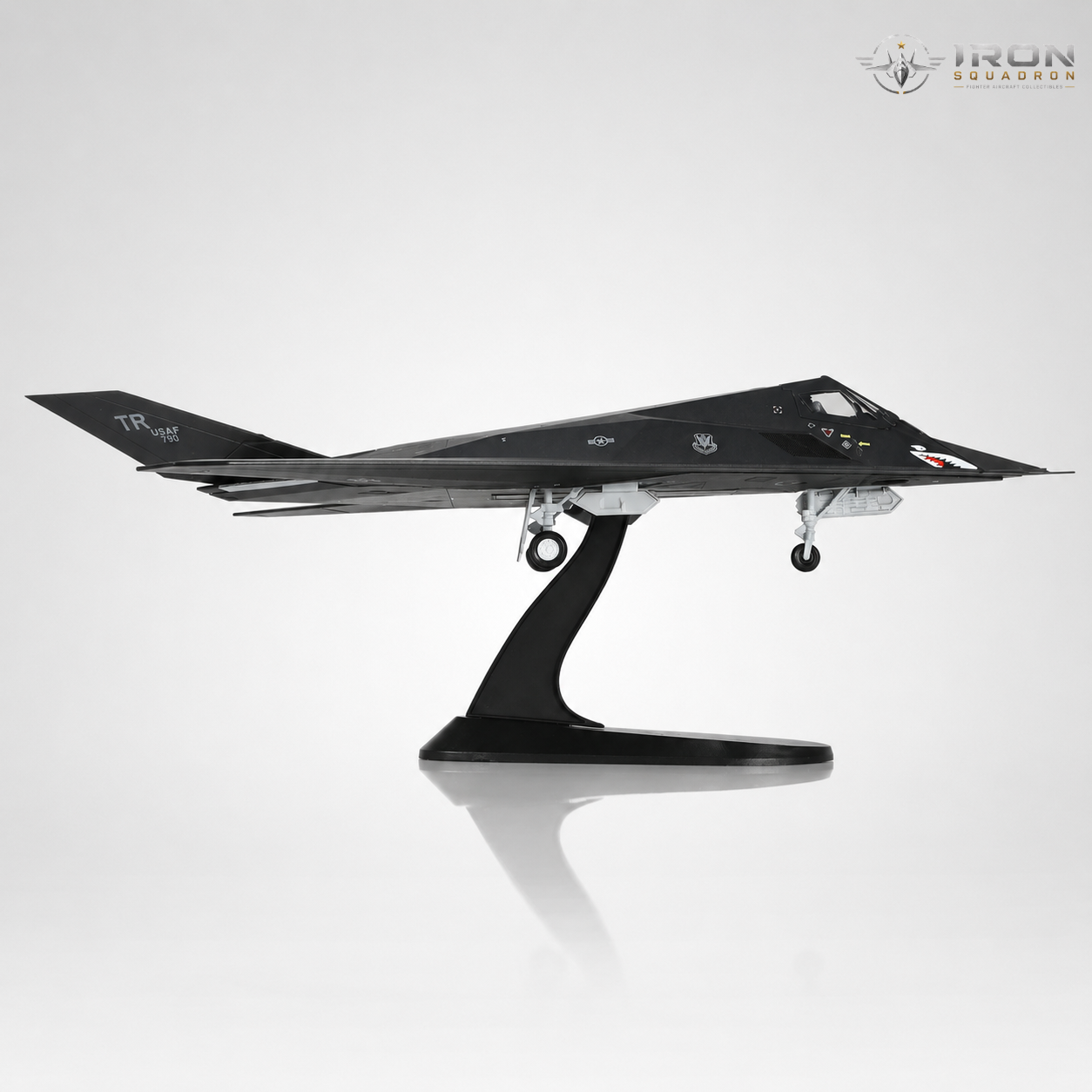 F-117 Nighthawk Edwards 85-831