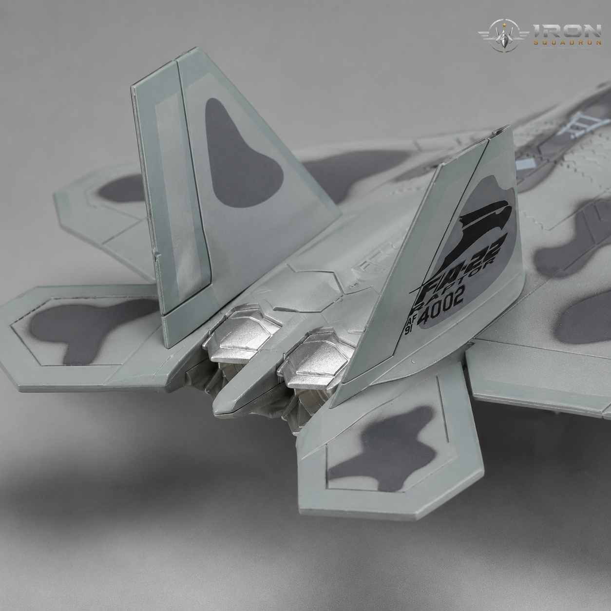 Iron Squadron™ F-22 Raptor "Old Reliable" AF91 4002