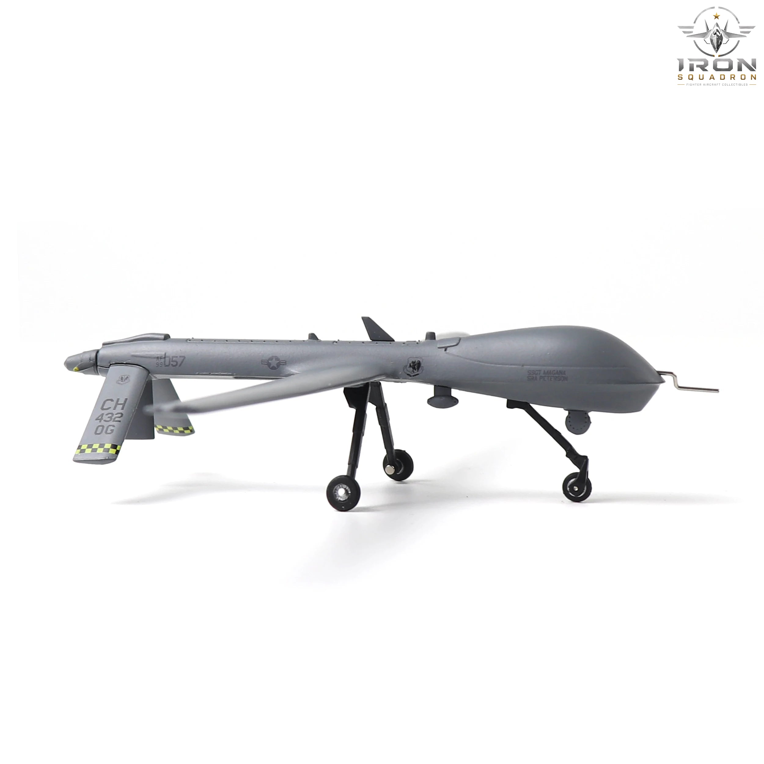 MQ-1 Predator — 432nd Wing 1:72 Diecast Model - image 6