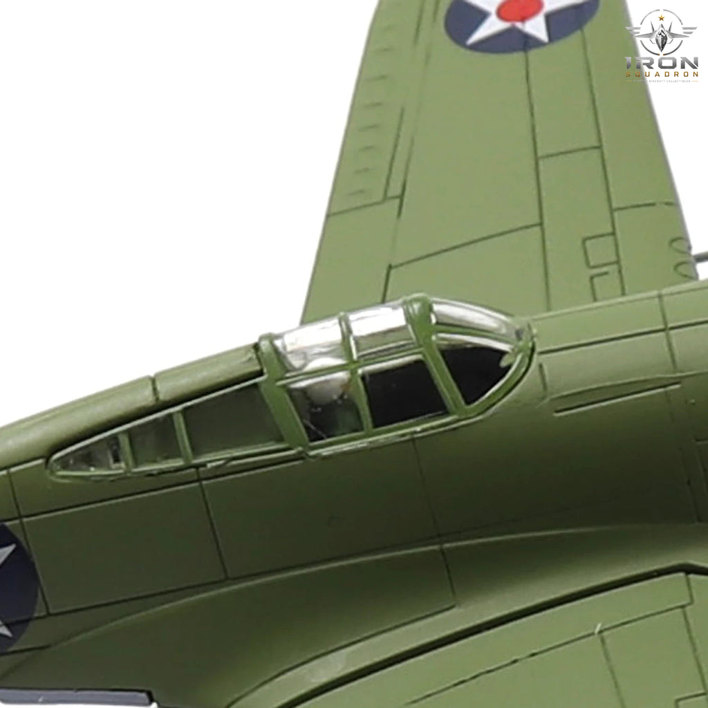 P-40 Tomahawk — Flying Tigers AVG 1:72 Diecast Model - image 3