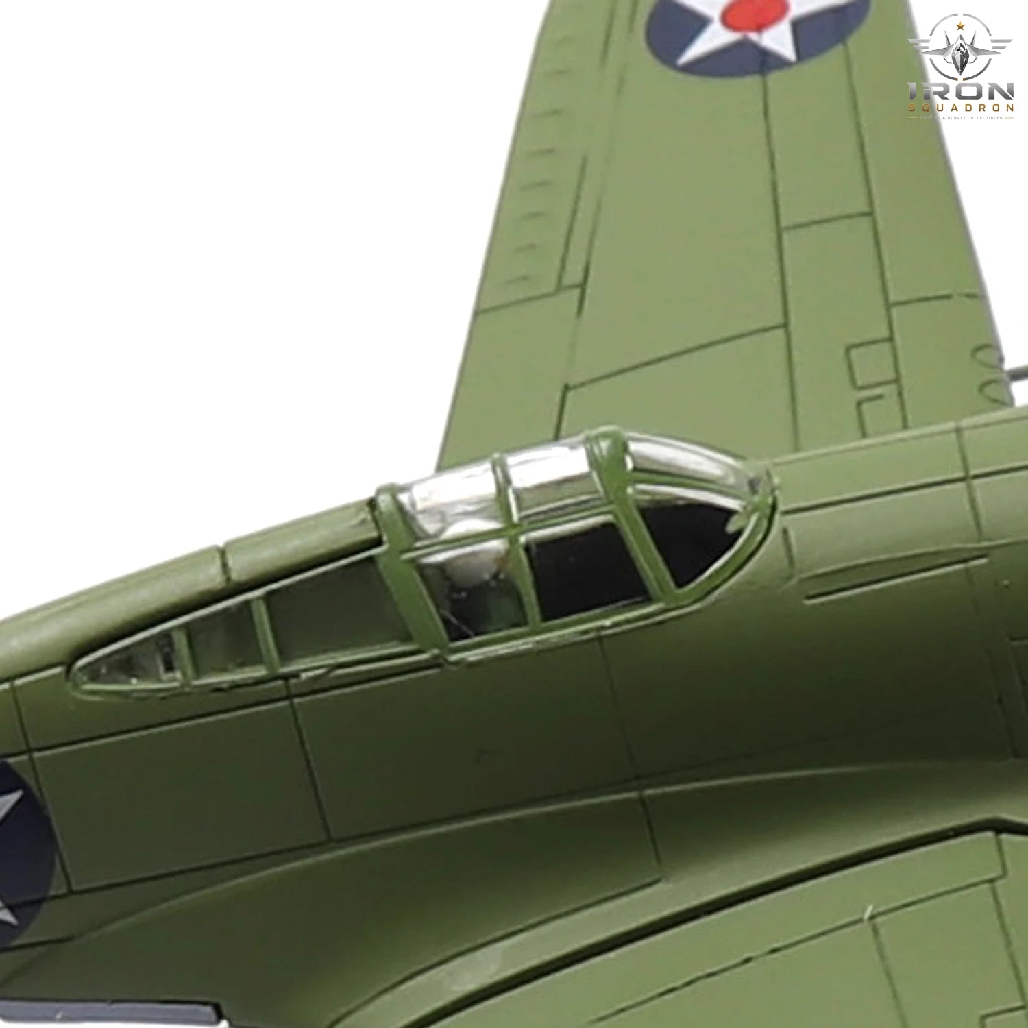 P-40 Tomahawk — Flying Tigers AVG 1:72 Diecast Model - image 3
