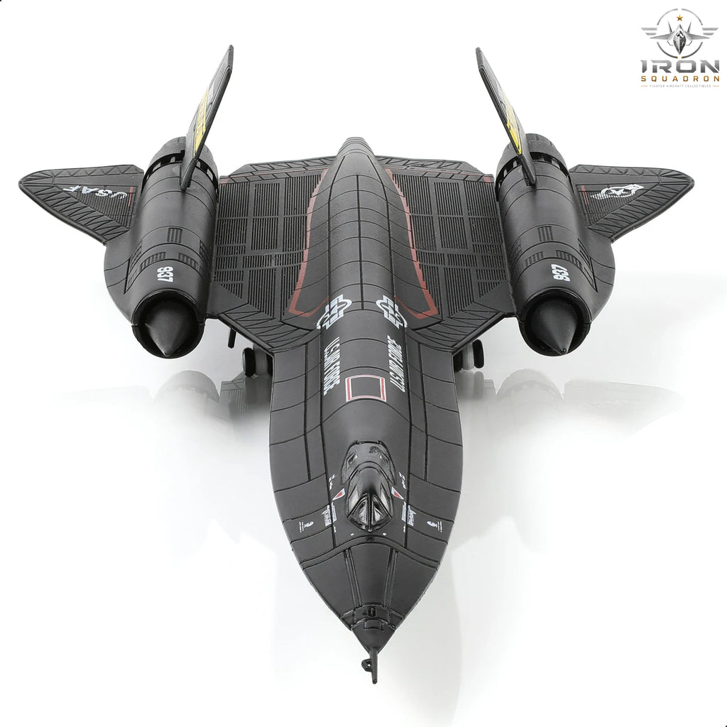 SR-71 Blackbird — 1:144 Diecast Model - image 1