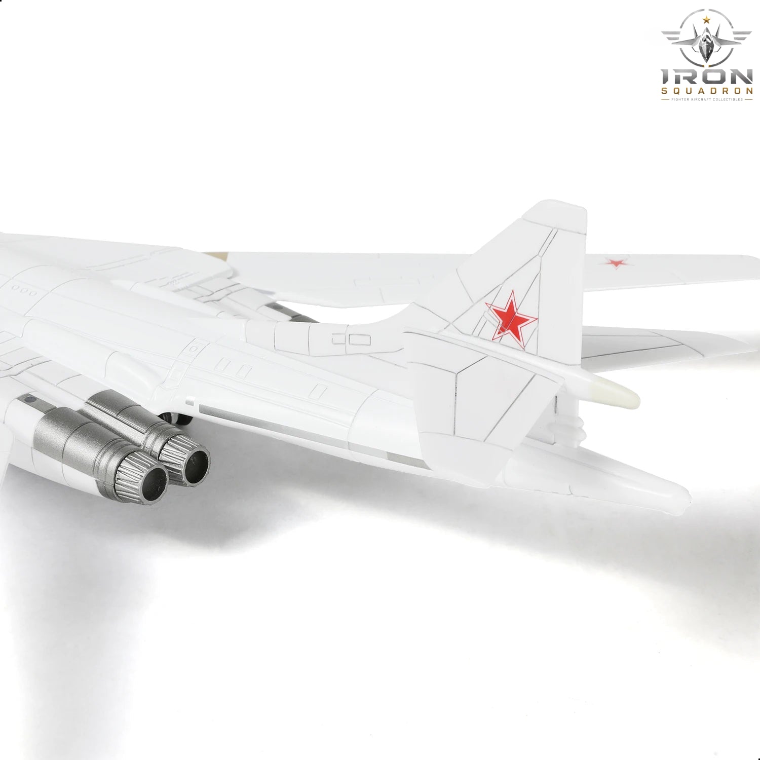 Tu-160 Blackjack — 1:200 Diecast Model - image 7