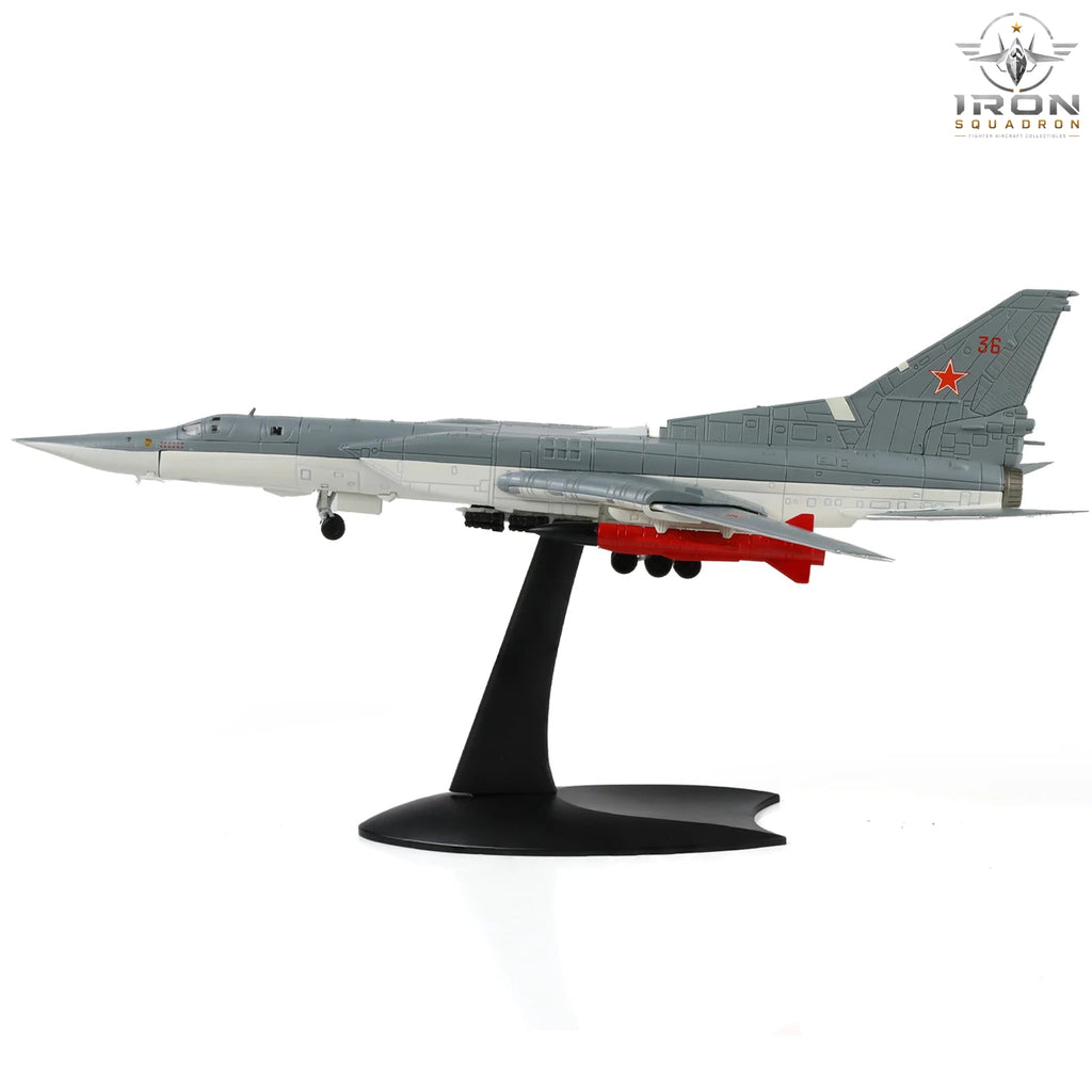 Tu-22M3 Backfire — 1:144 Diecast Model - image 5