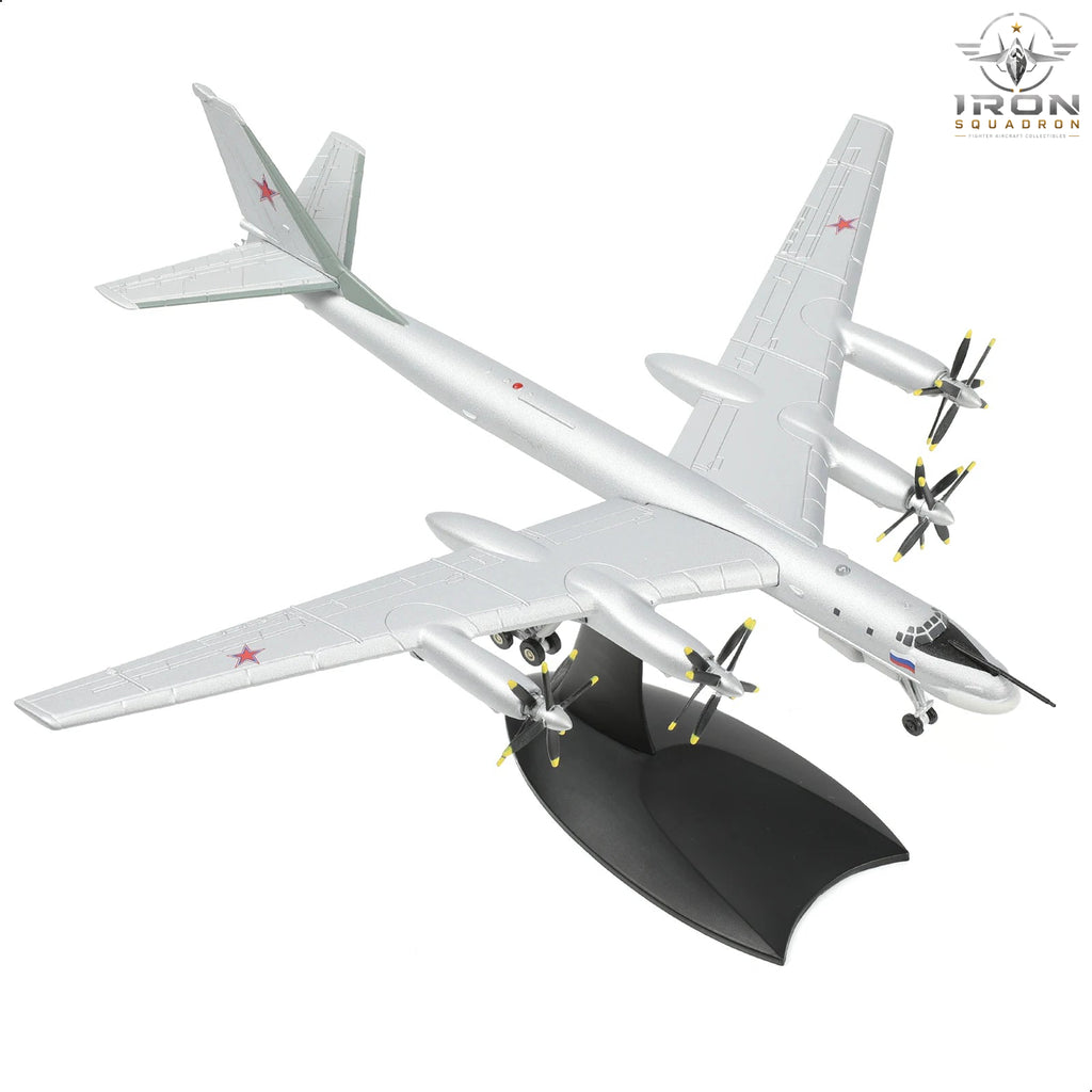 Tu-95 Bear — 1:200 Diecast Model - image 7